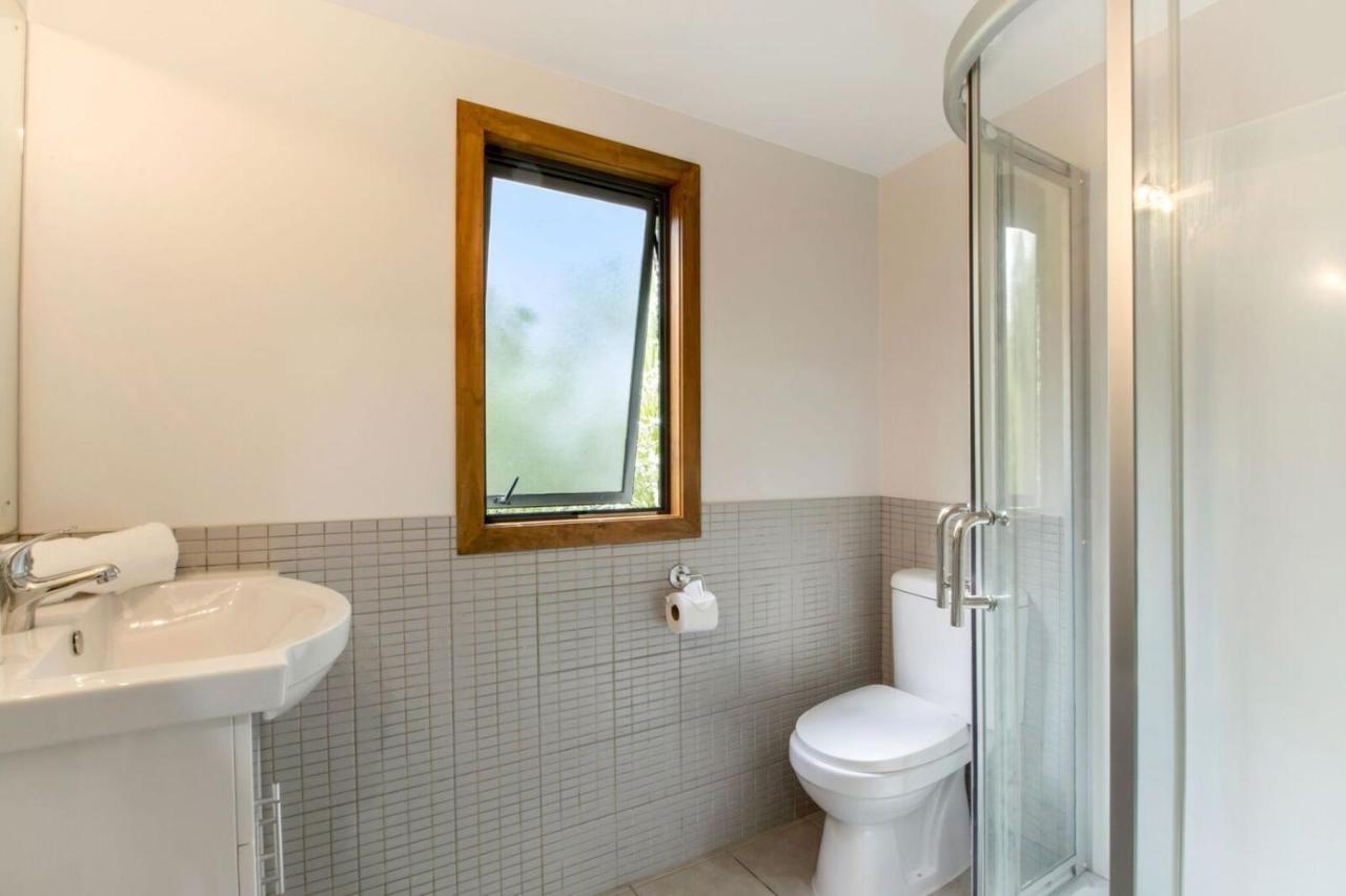 Karaka Sanctuary With Spa Pool By Waiheke Unlimited Oneroa Zimmer foto