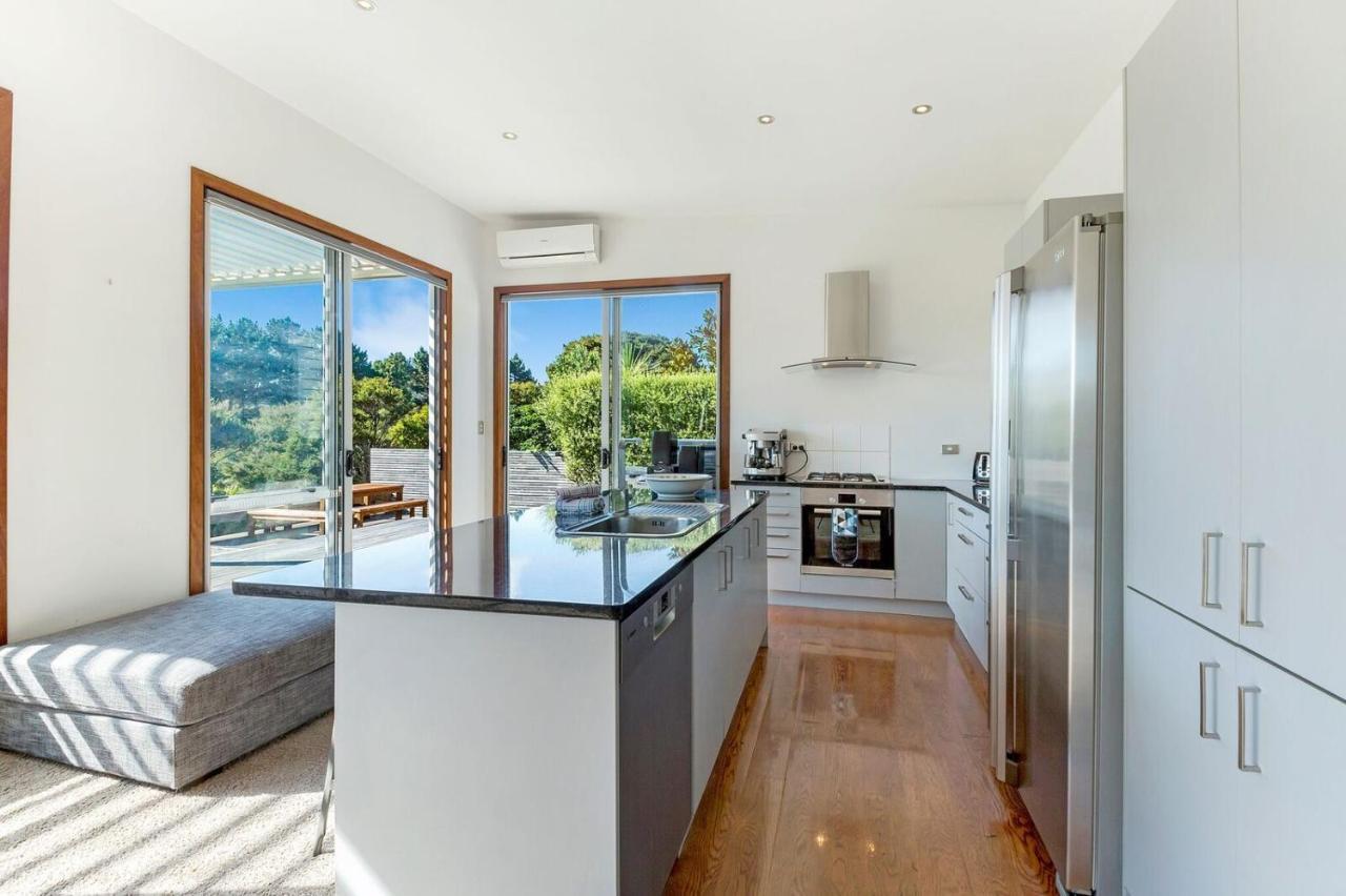Karaka Sanctuary With Spa Pool By Waiheke Unlimited Oneroa Zimmer foto