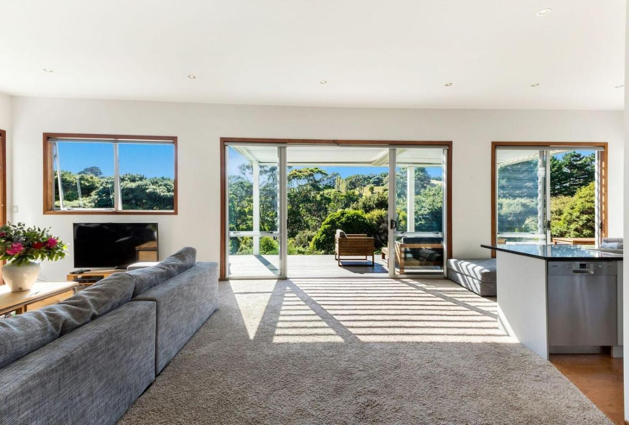 Karaka Sanctuary With Spa Pool By Waiheke Unlimited Oneroa Zimmer foto